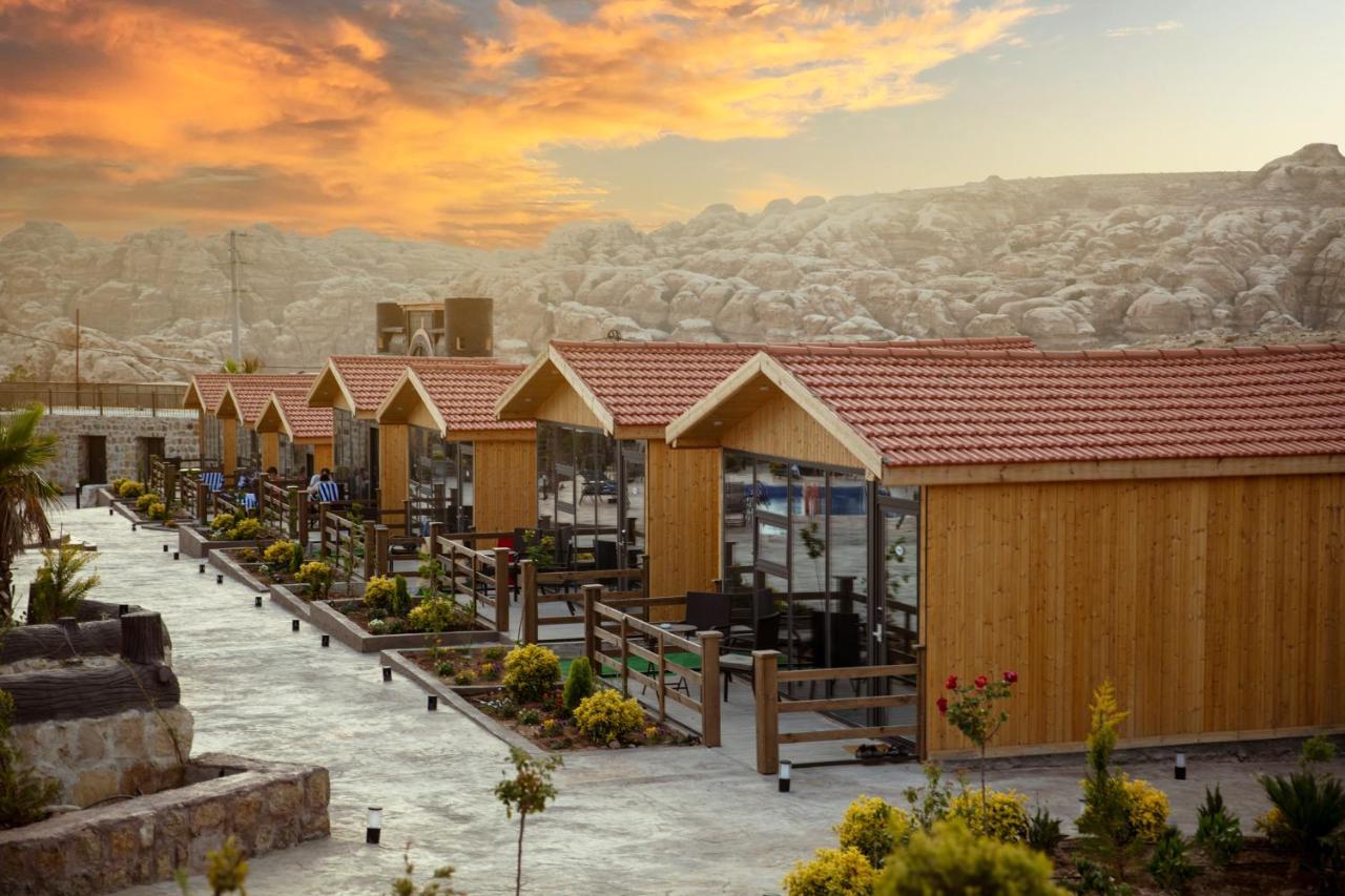 Petra Seasons Luxury Resort Al Hayy Exterior foto